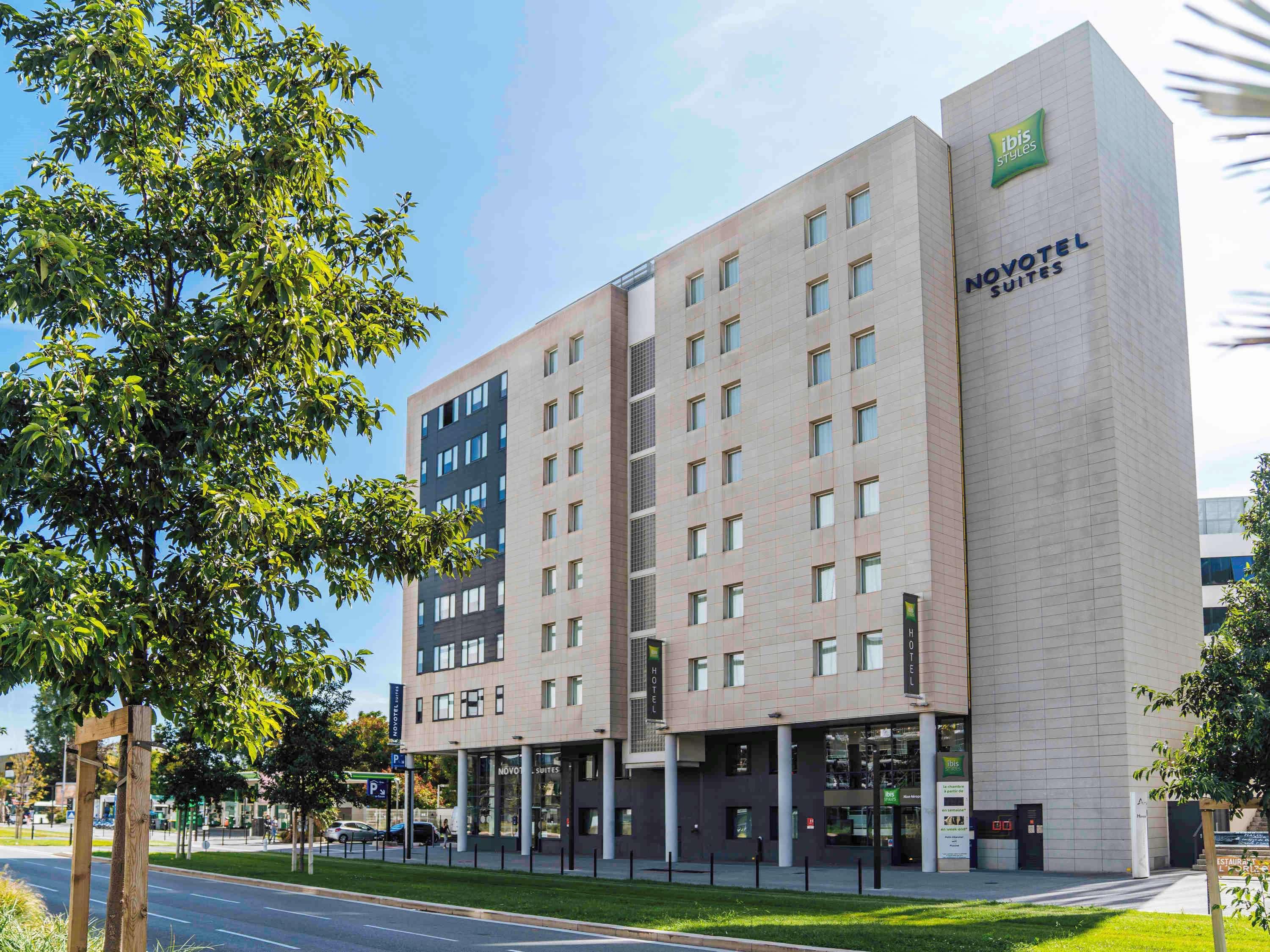 Ibis Styles Nice Aeroport Arenas Exterior foto